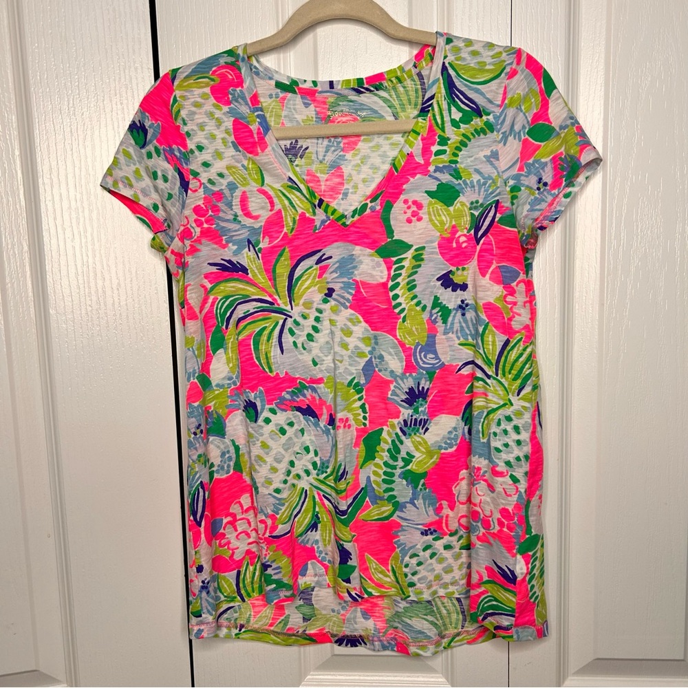 Lilly Pulitzer Pineapple Turtle Etta V Neck Cotton Shortโ Sleeve Top Size XS